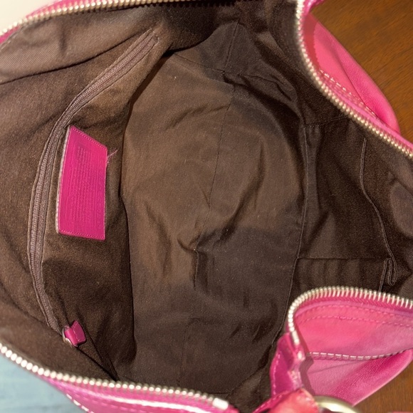 Coach Soho pleated hobo bag shoulder bag Crescent shaped leather pink vintage - Picture 12 of 17